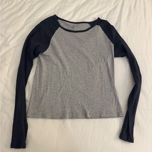 Brandy Melville long Sleeve Tee Shirt